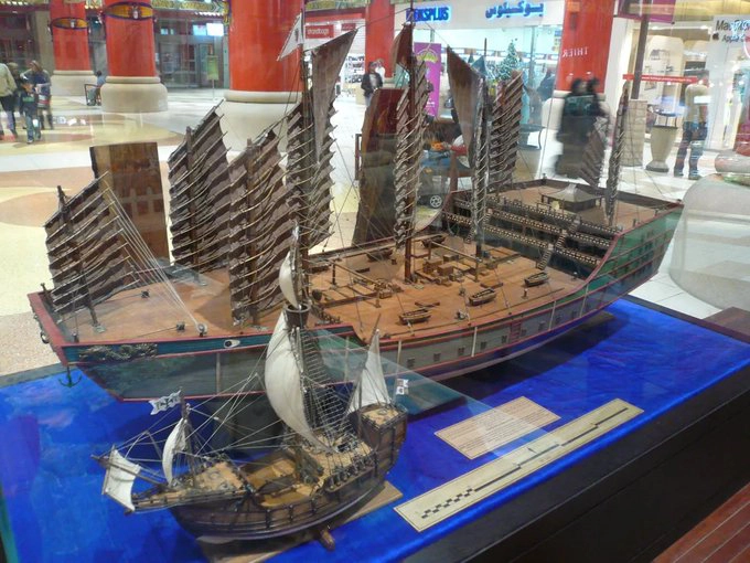 confronto navi Zheng He cinese contro la Santa Maria di Cristoforo Colombo