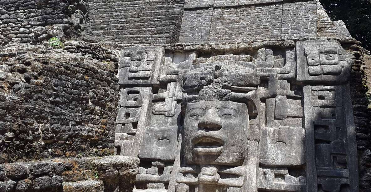 rovine Maya di Lamanai Belize