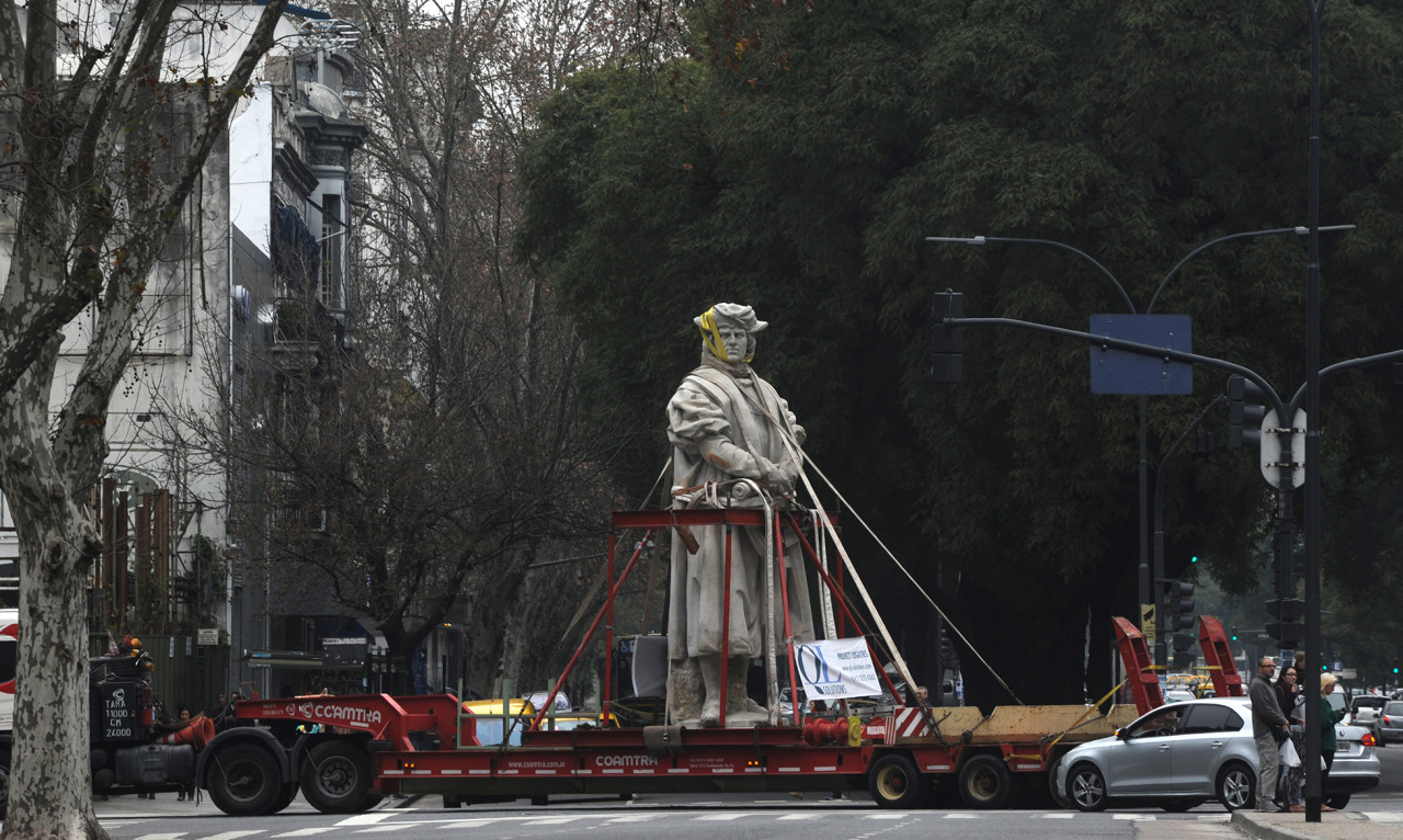 Cristobal Colon statua Argentina 2