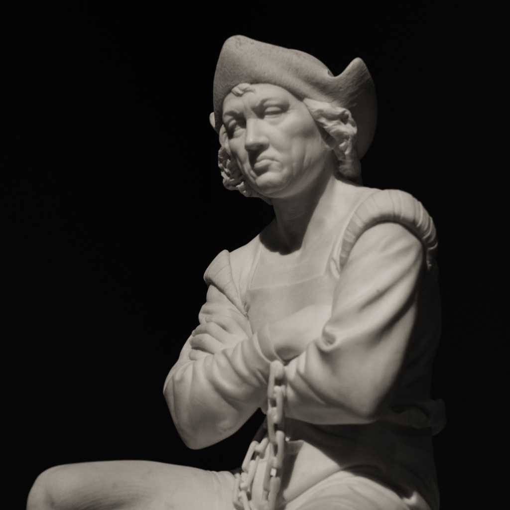 Cristoforo Colombo in catene statua