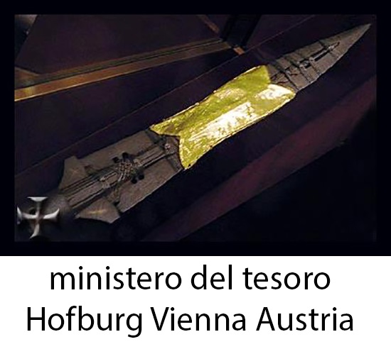 lancia sacra 19 ministero del tesoro Hofburg Vienna Austria