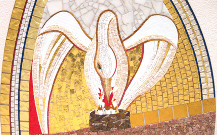 Simboli del Cristianesimo pellicano CAPPELLA UNIVERSITa CEU SAN PABLO MADRID